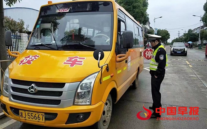 1652951040145446.jpg 714d7d8975179c3e199838283c22abe.jpg