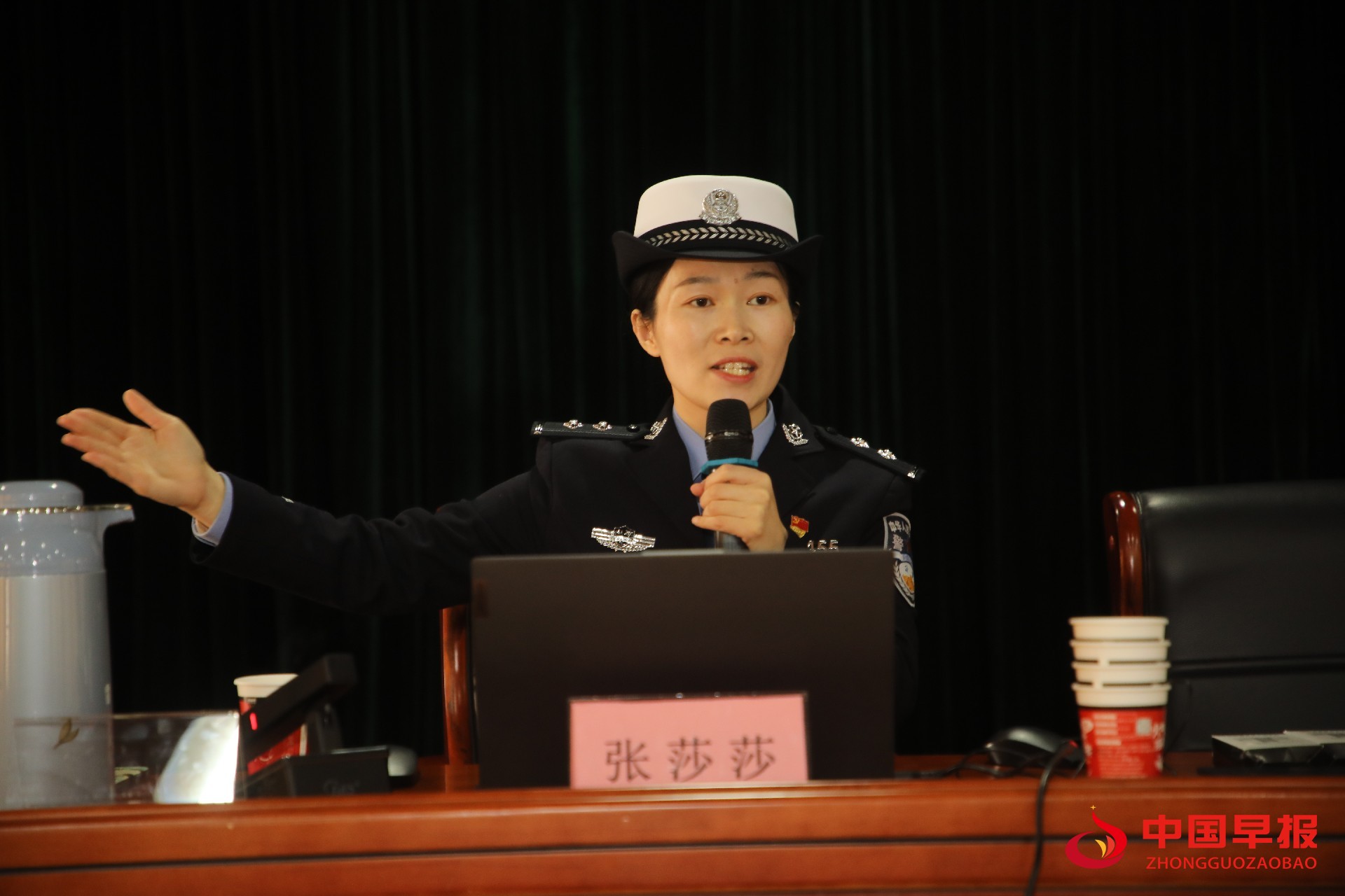 图片02.jpg