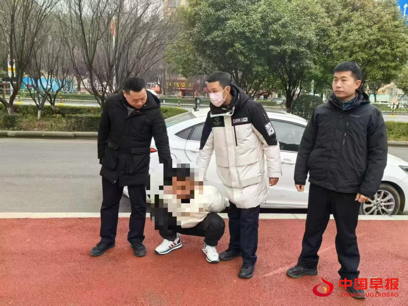 1739778304317248.jpg 1739778304317248.jpg