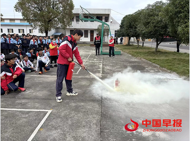 1762952633165379.png 44.png