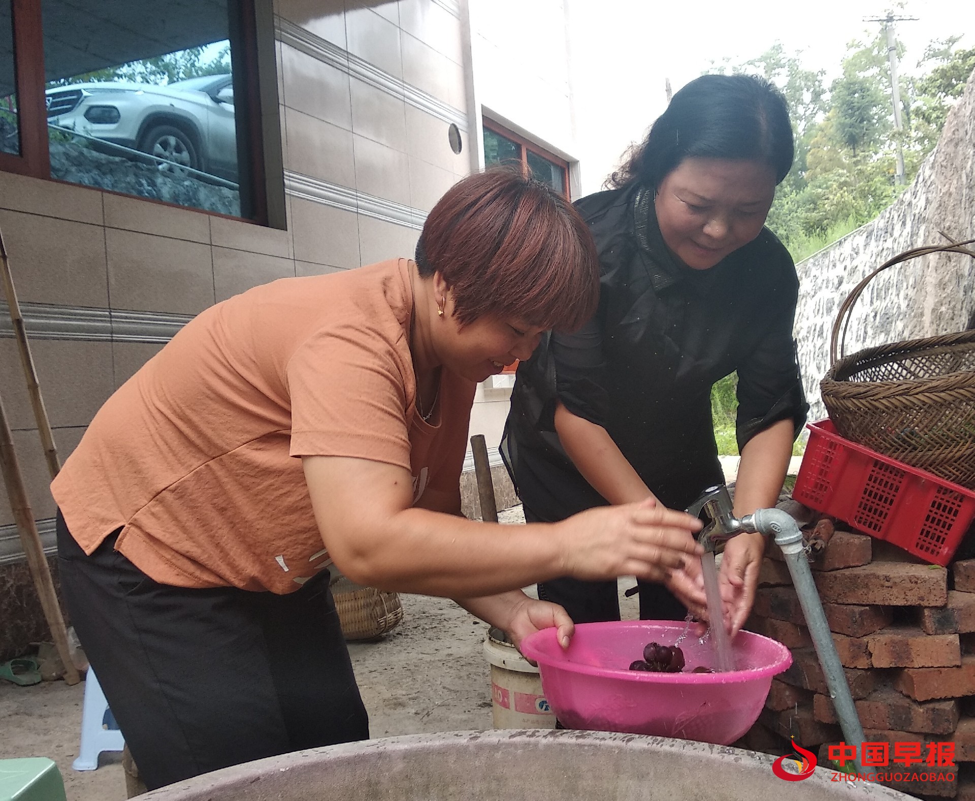 1607390988791756.jpg 偏远山区用上“自来水”.jpg