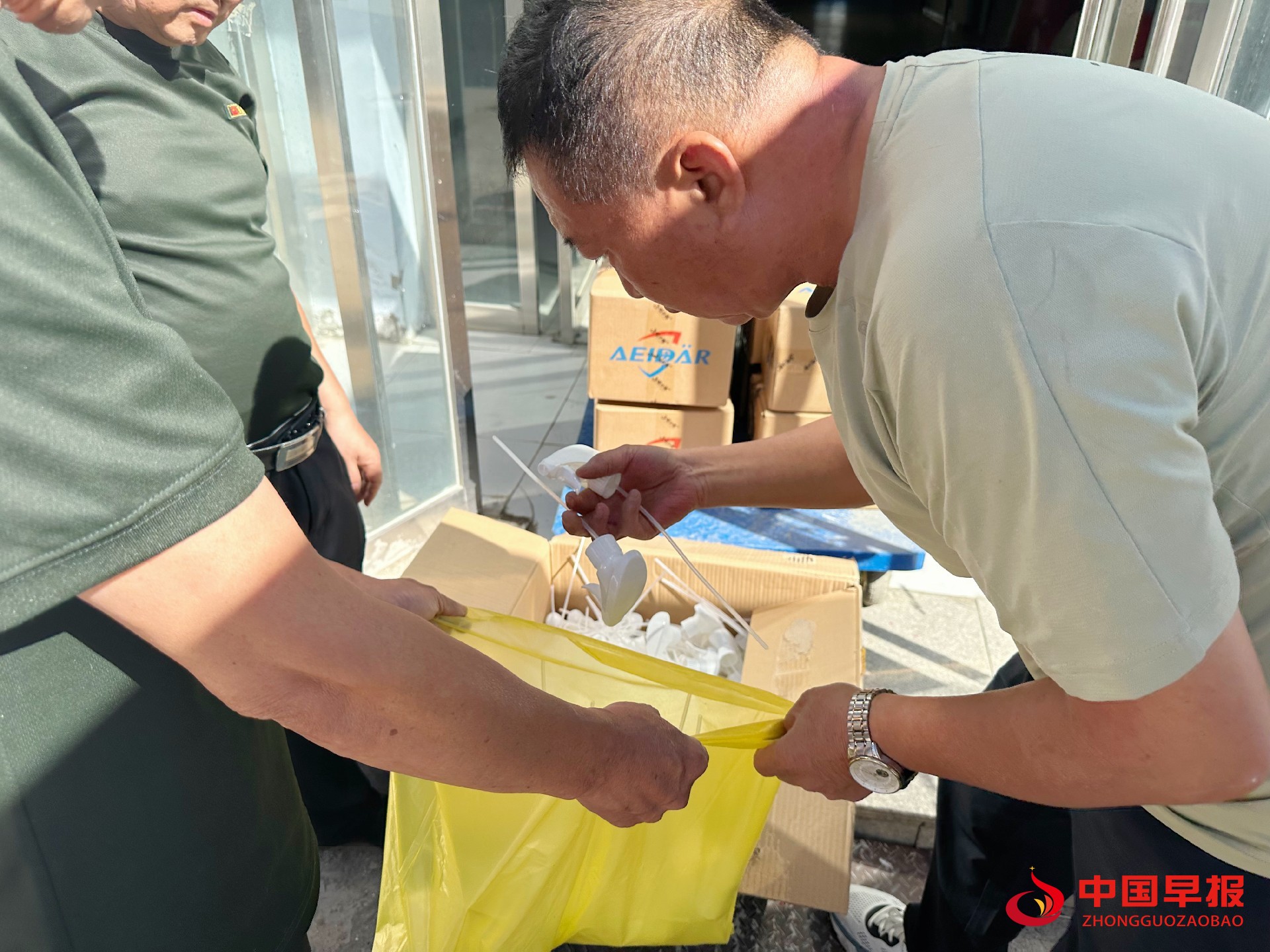 图片05.jpg
