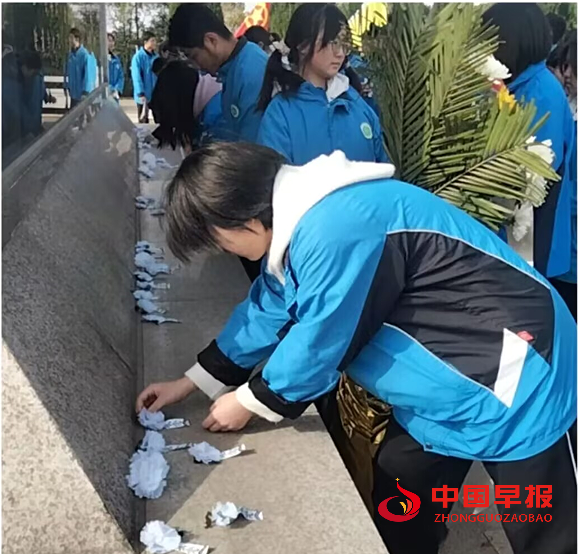 5献花.png