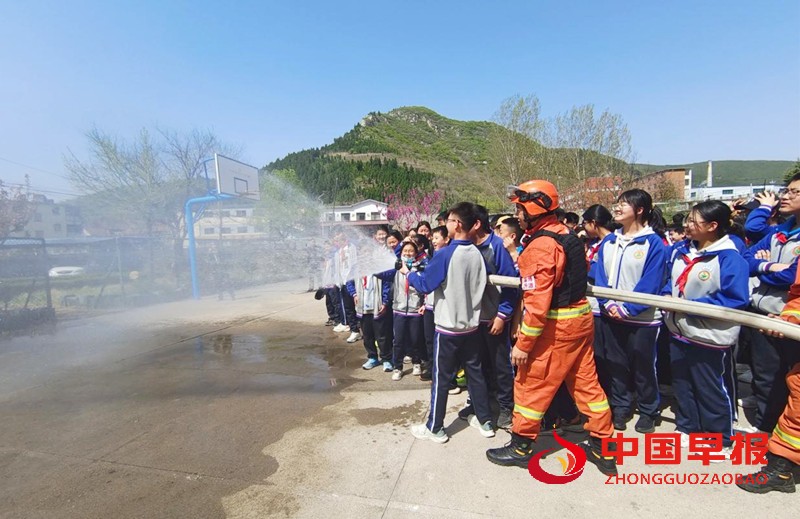 微信图片_20250416165403_副本.jpg
