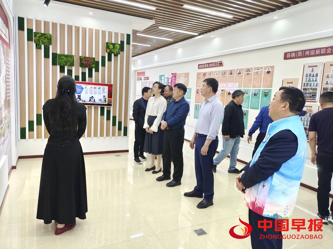 图片03.jpg
