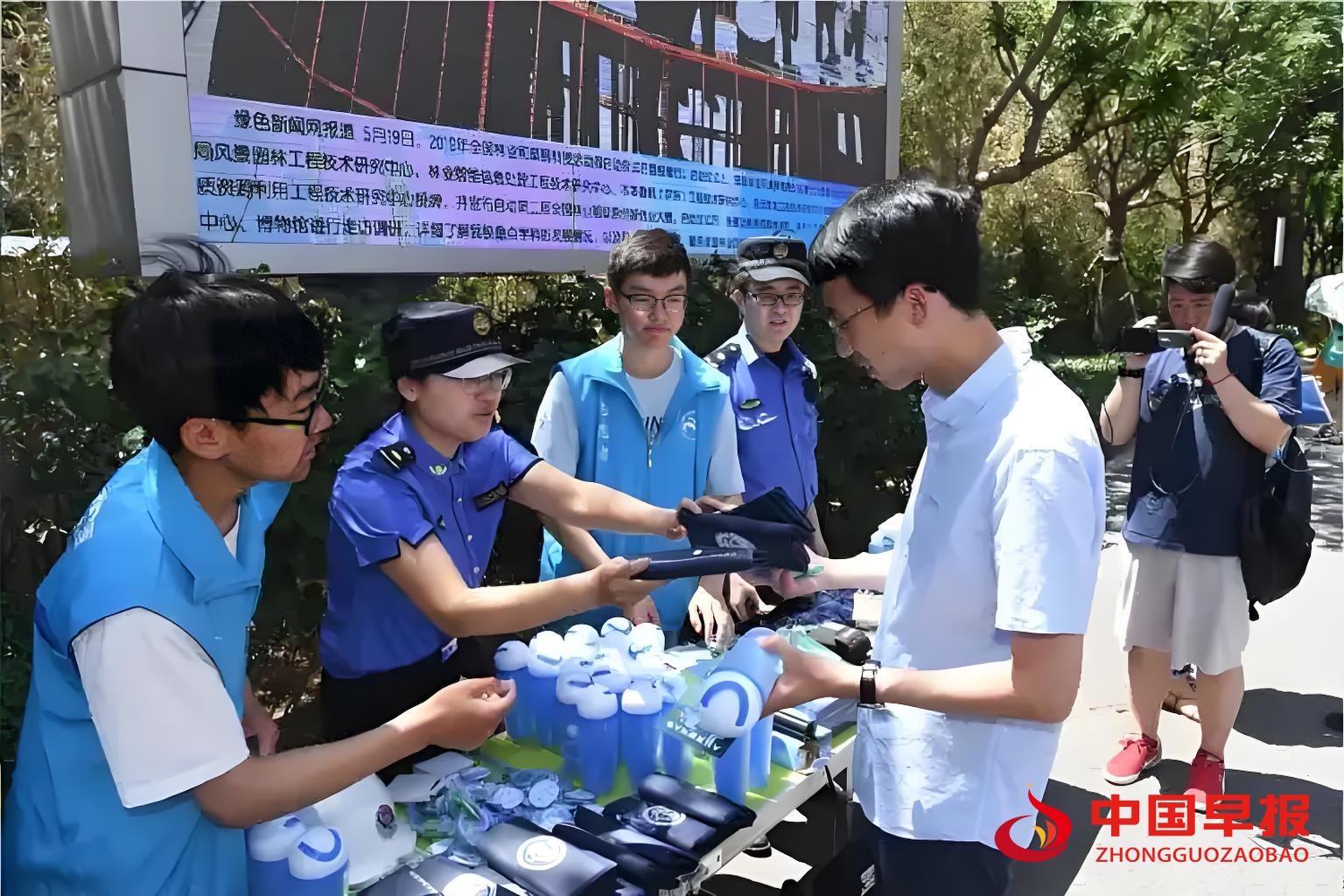 图片02.jpg