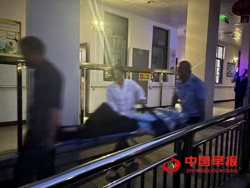秭归县沙镇溪镇福利院：消防演练砺精兵  筑牢安全“防火墙”(图3)