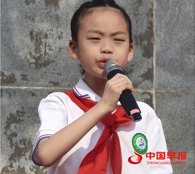 5学生讲话.png