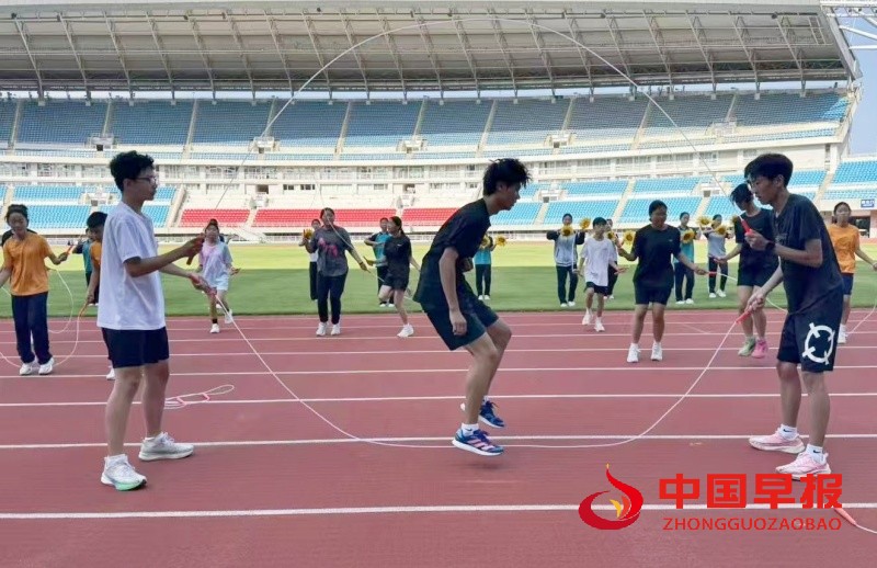 微信图片_20250929180952_97_157_副本.jpg